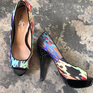 Multi colored heels. So fun